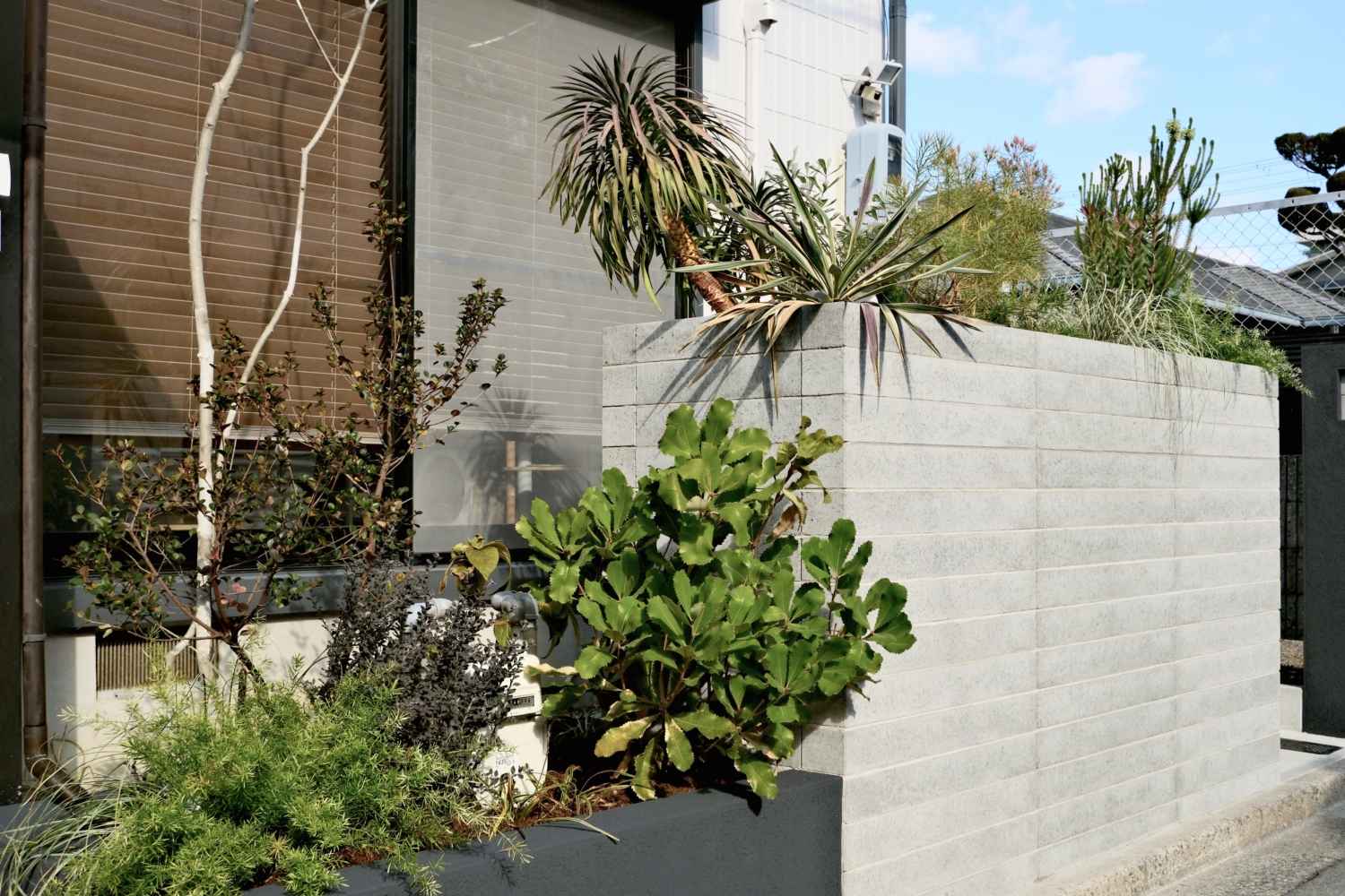 狭小地住宅のリフォームエクステリア