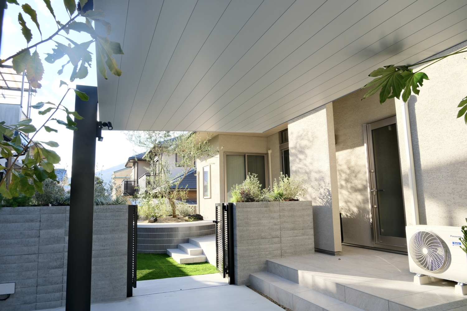 奈良県 ペットと暮らす角地・平屋のエクステリア＆ガーデン